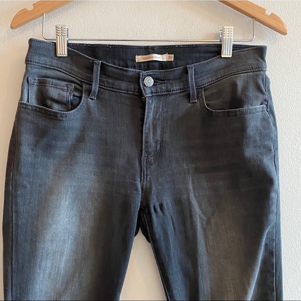 Levi’s 701 Super Skinny Black Jeans Size 30